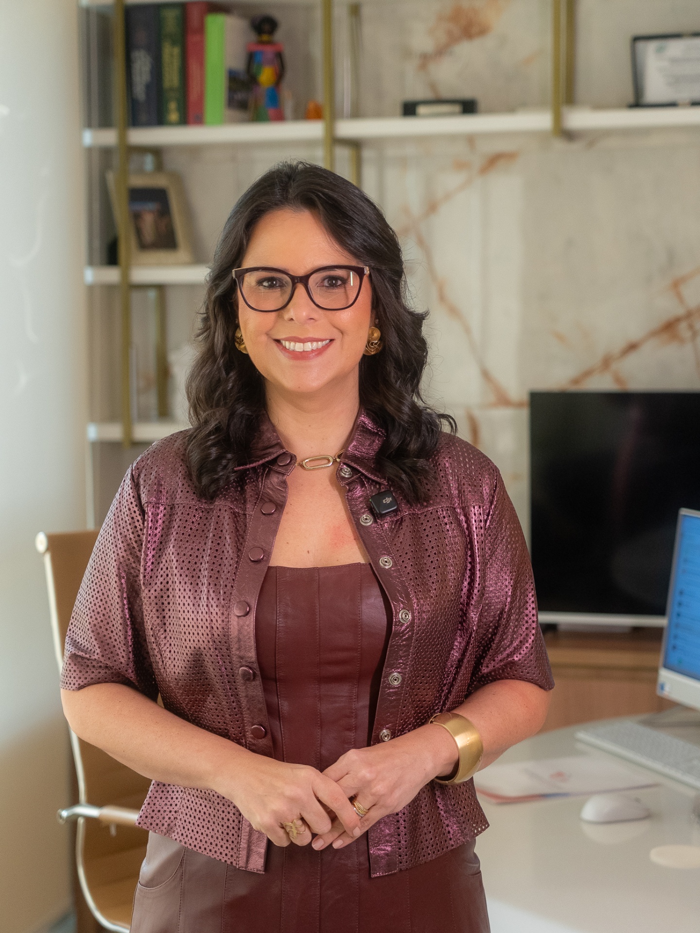 Dra. Fernanda Giorelli em seu consultório